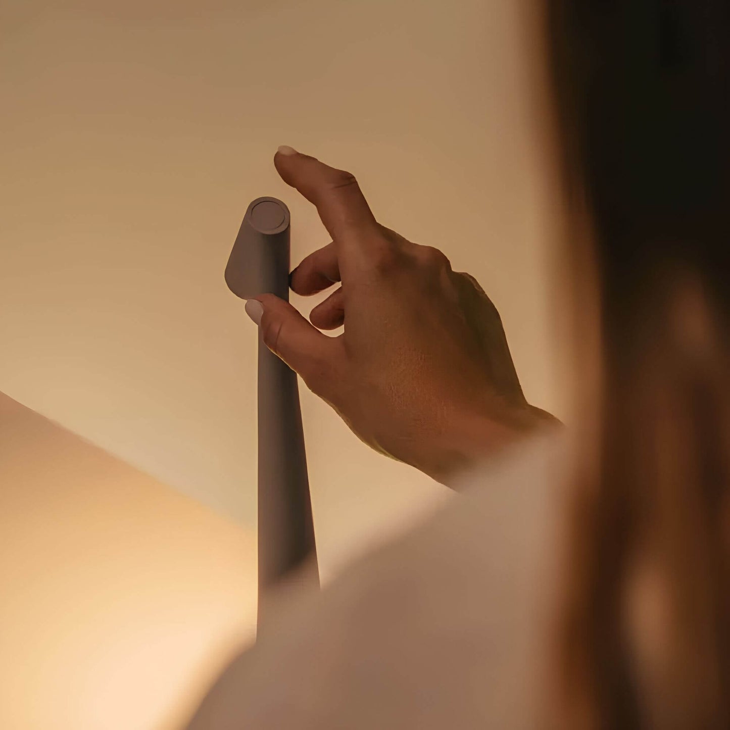 Stylish Dimmable Reading Lamp