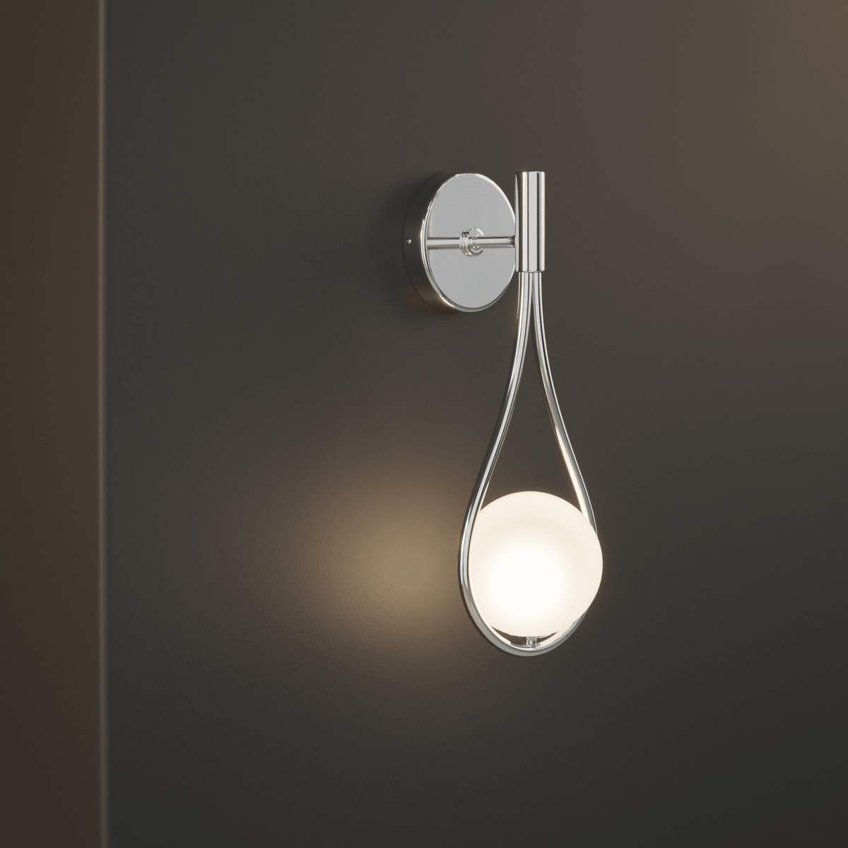 Orvenna Teardrop Iron Globe Wall Light