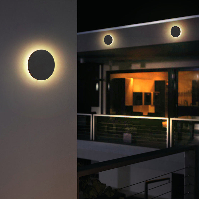 Modern Geometric LED Outdoor Wall Light