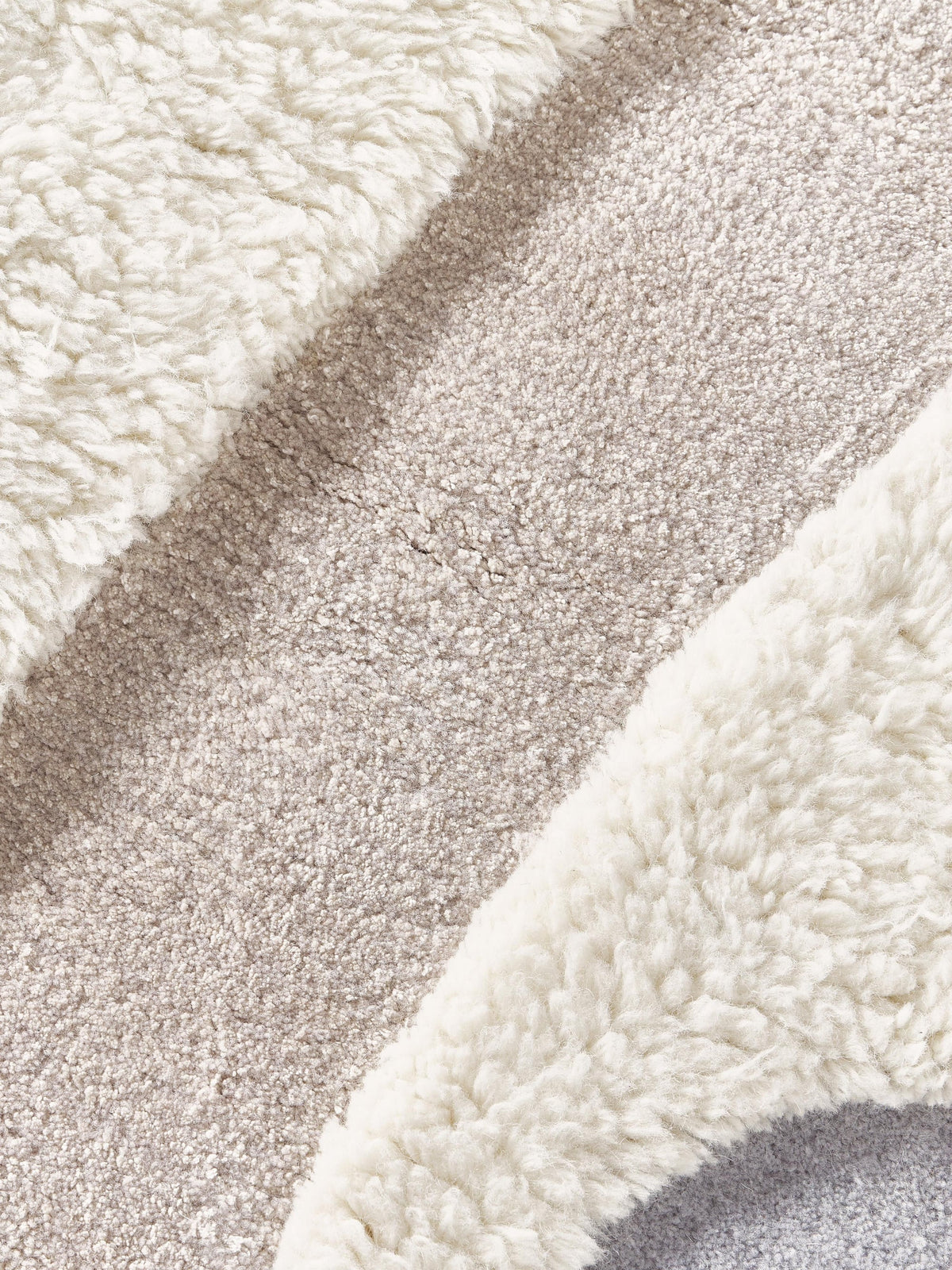 Elvara abstract wool viscose rug