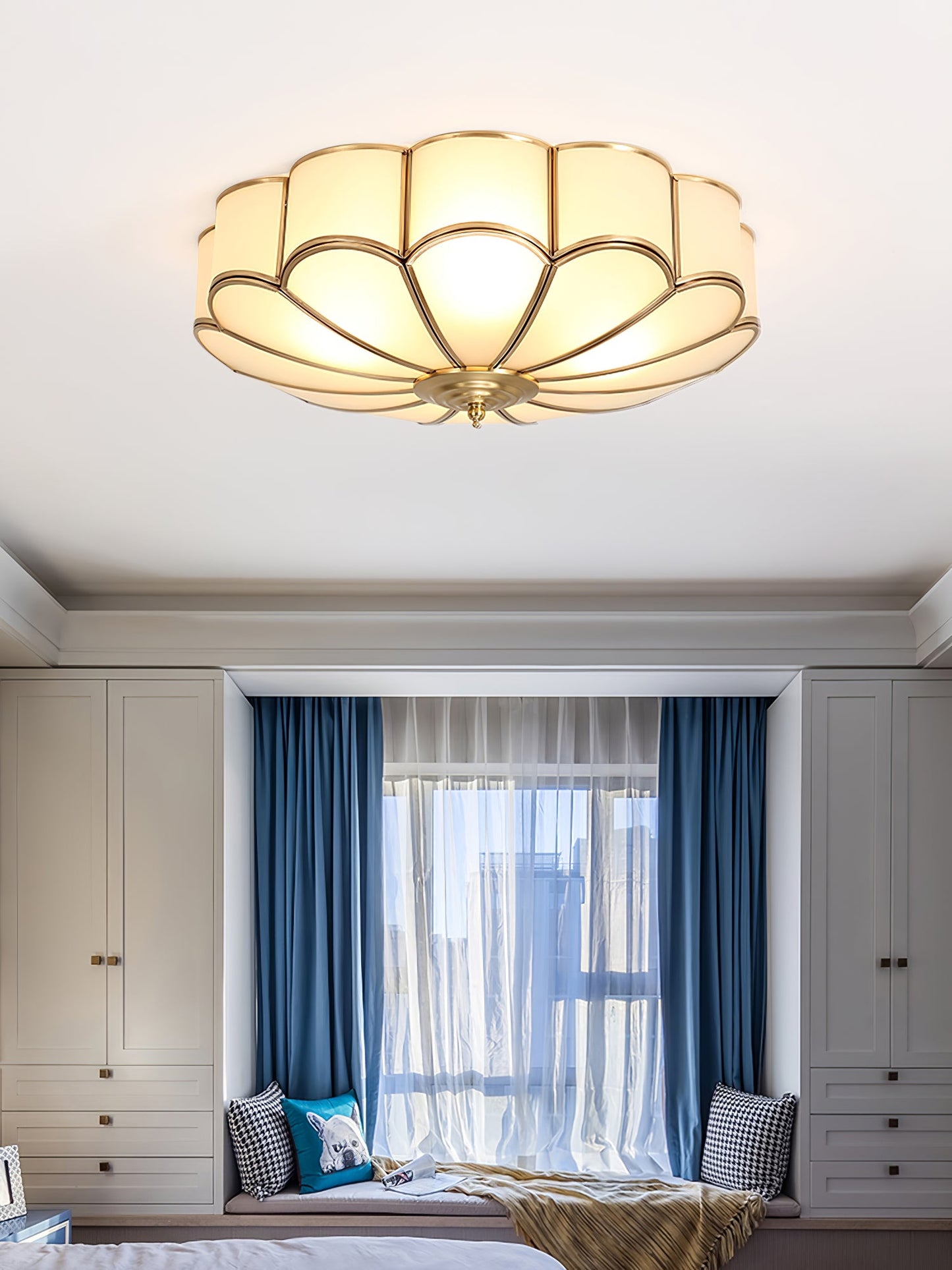 Flower-shaped LED ceiling light