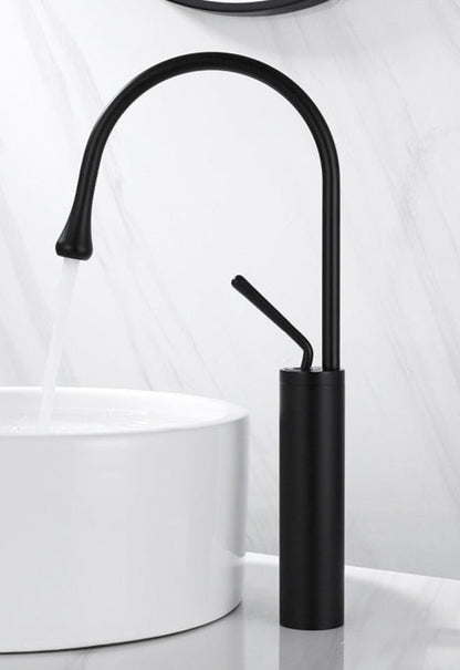 Elegant Basin Faucet – Modern Design & High-Quality Craftsmanship