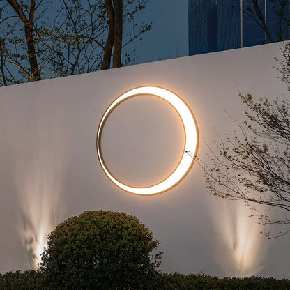 Modern Waterproof Outdoor LED Wall Light