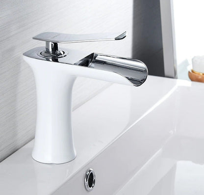 Modern Waterfall Bathroom Faucet – Style & Elegance