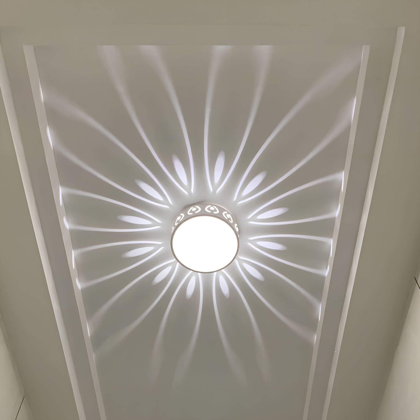 Minimalist LED ceiling lamp