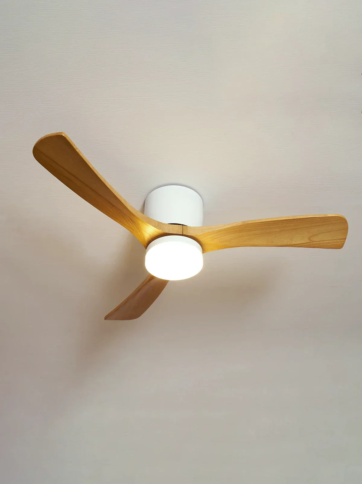 Modern Wooden Propeller Ceiling Fan Light
