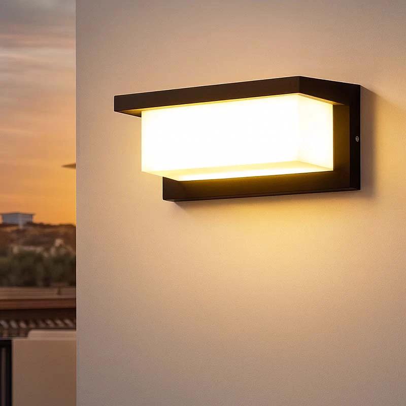 Modern Waterproof LED Outdoor Wall Light