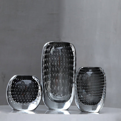 Elegant Glass Vase – Timeless Art & Craftsmanship