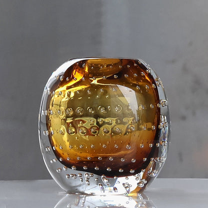 Elegant Glass Vase – Timeless Art & Craftsmanship