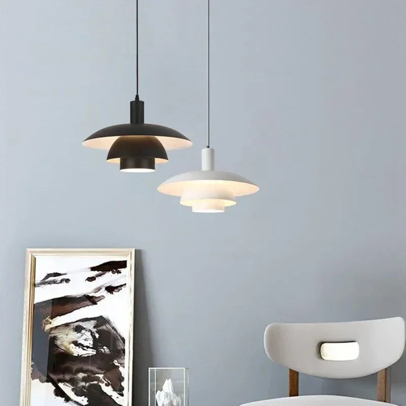Gradient design pendant light