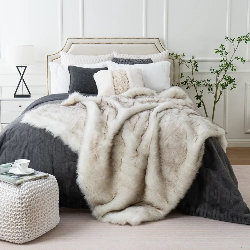 Fox Fur Throw – Enjoy Pure Opulence