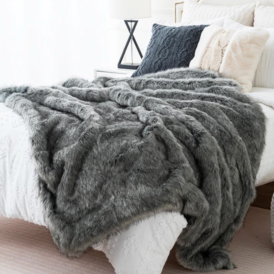 Fox Fur Throw – Enjoy Pure Opulence