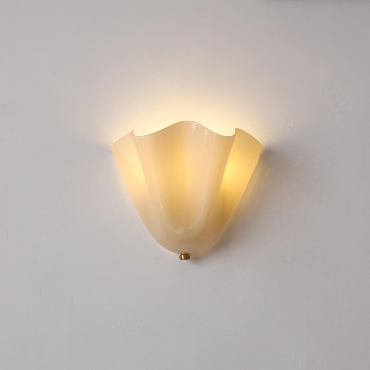 Petal Glass Wall Lamp