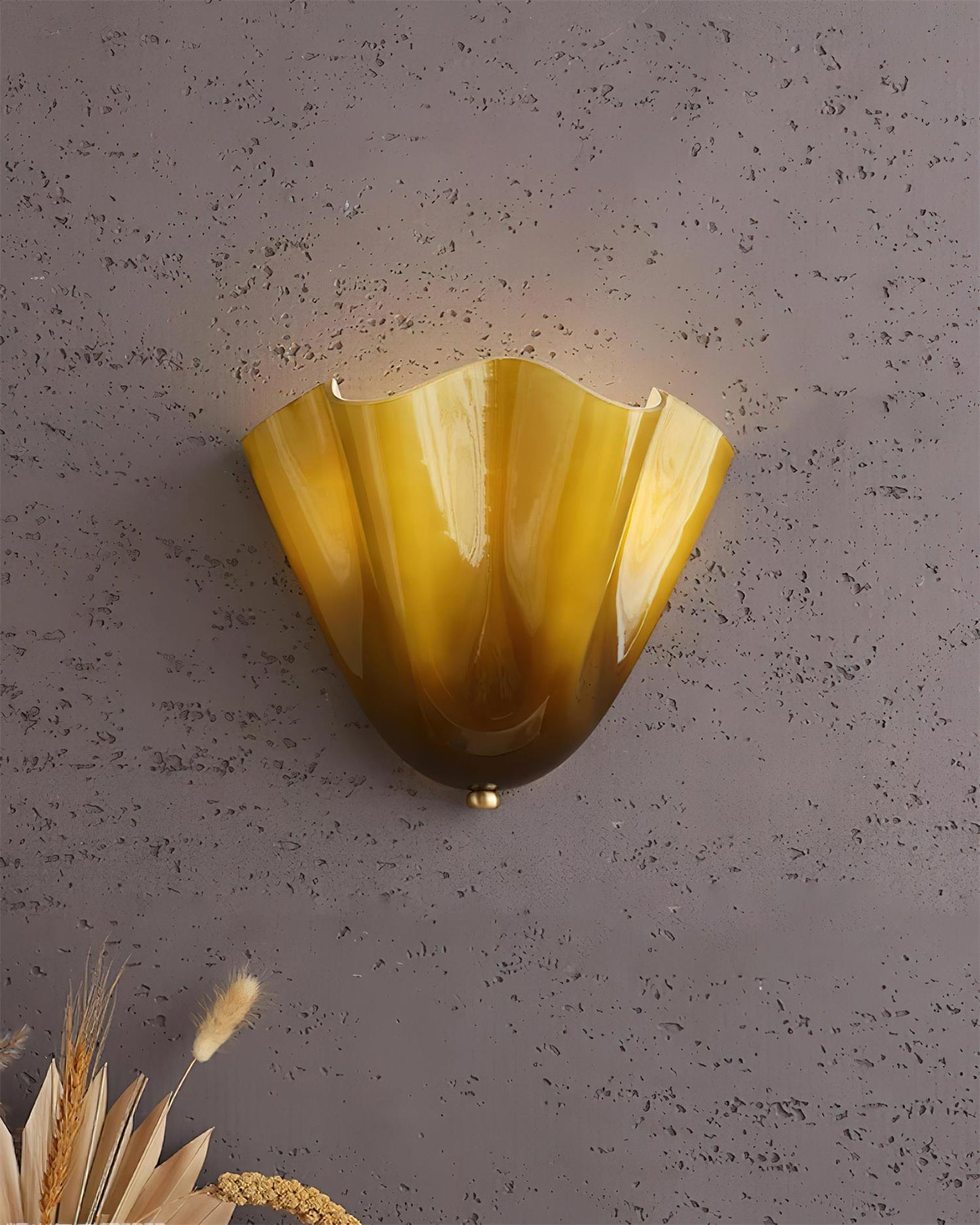 Petal Glass Wall Lamp