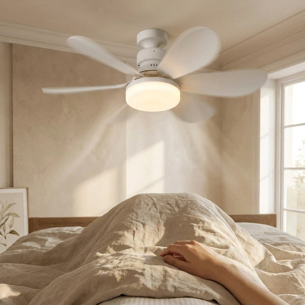 Purry Socket Fan Light