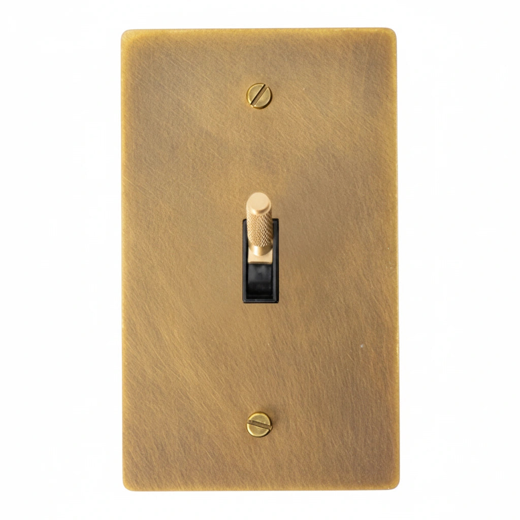 Ivarelle Vintage Solid Brass 1-Gang Toggle Switch