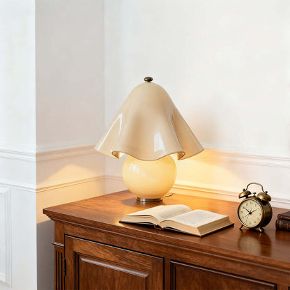 Ruffled Glass Table Lamp