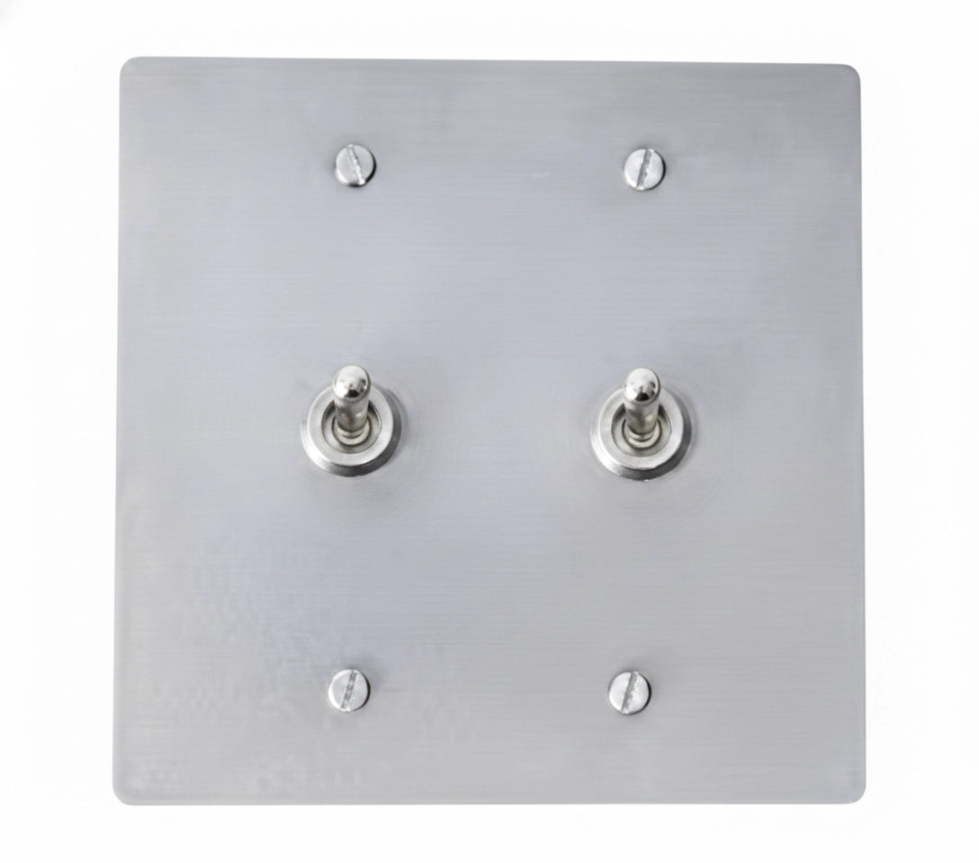 Aldrevo Vintage Brass 2-Gang Toggle Switch