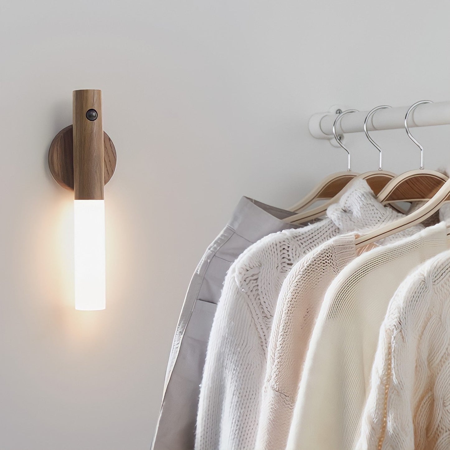 Slim Wood Wireless Wall Light
