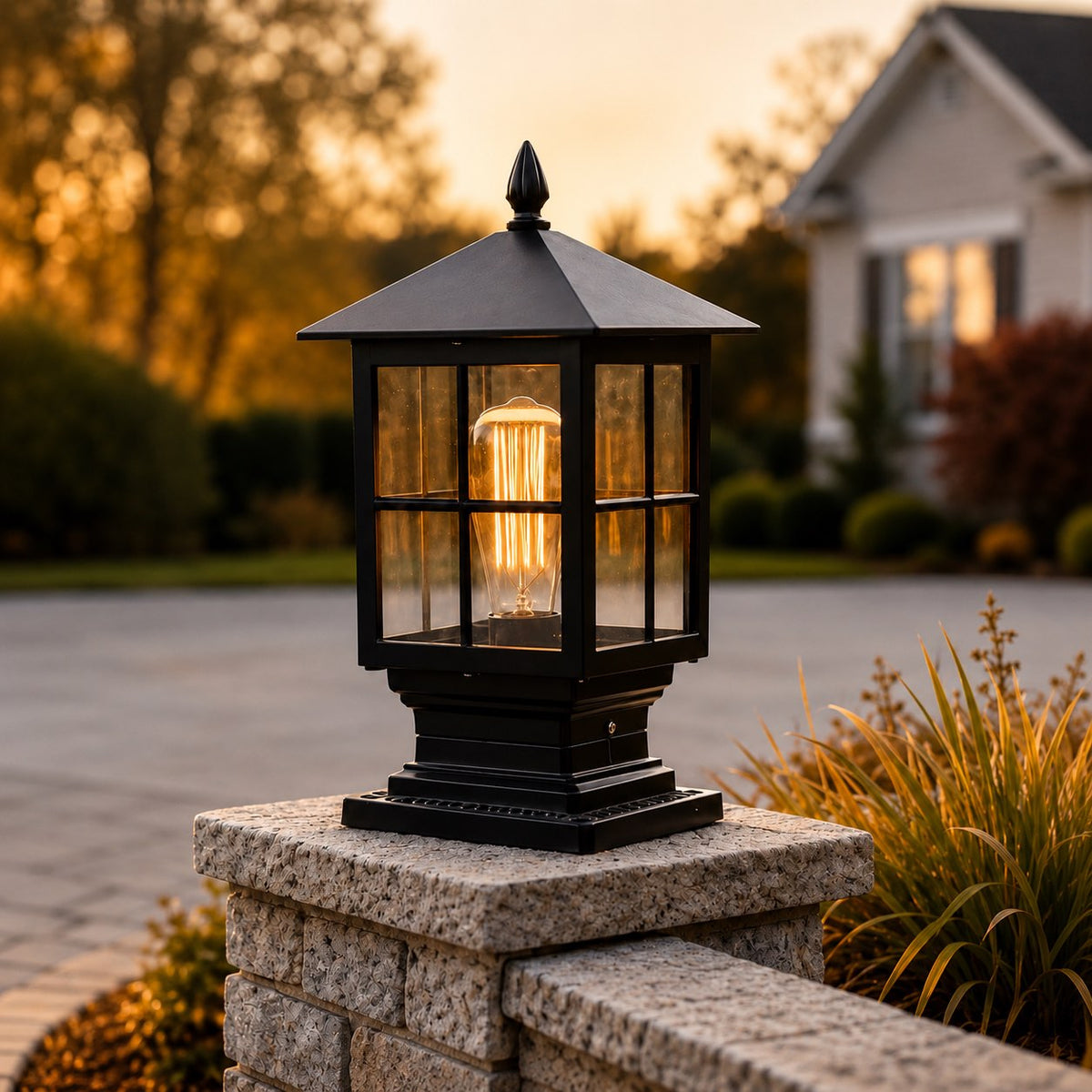 Dual Power Gate Post Lantern