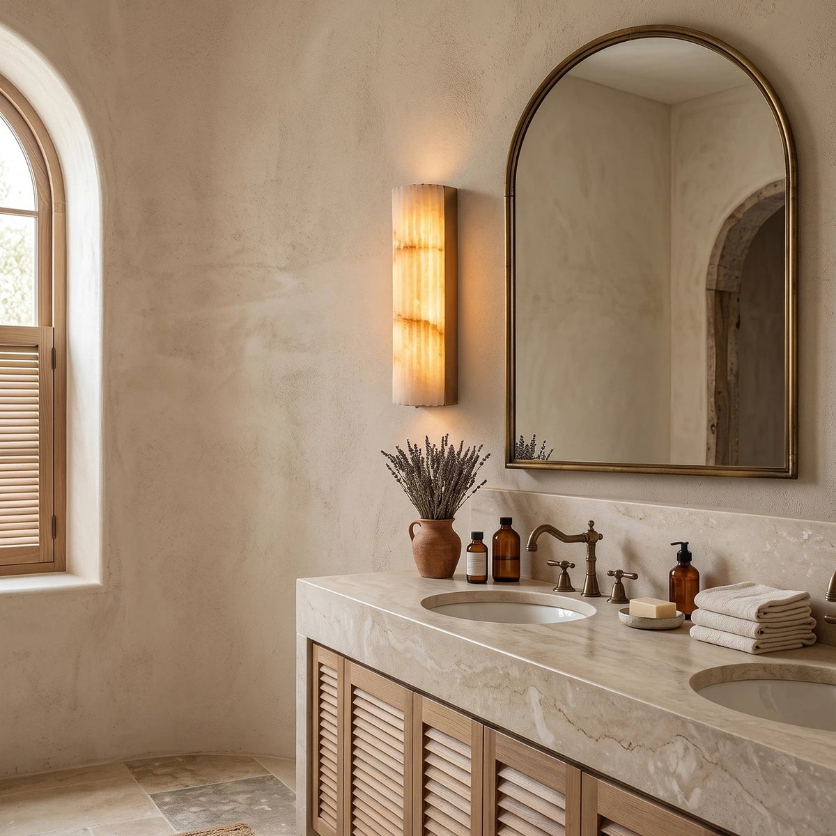 Rivenna Minimalist Fluted Alabaster Wall Light