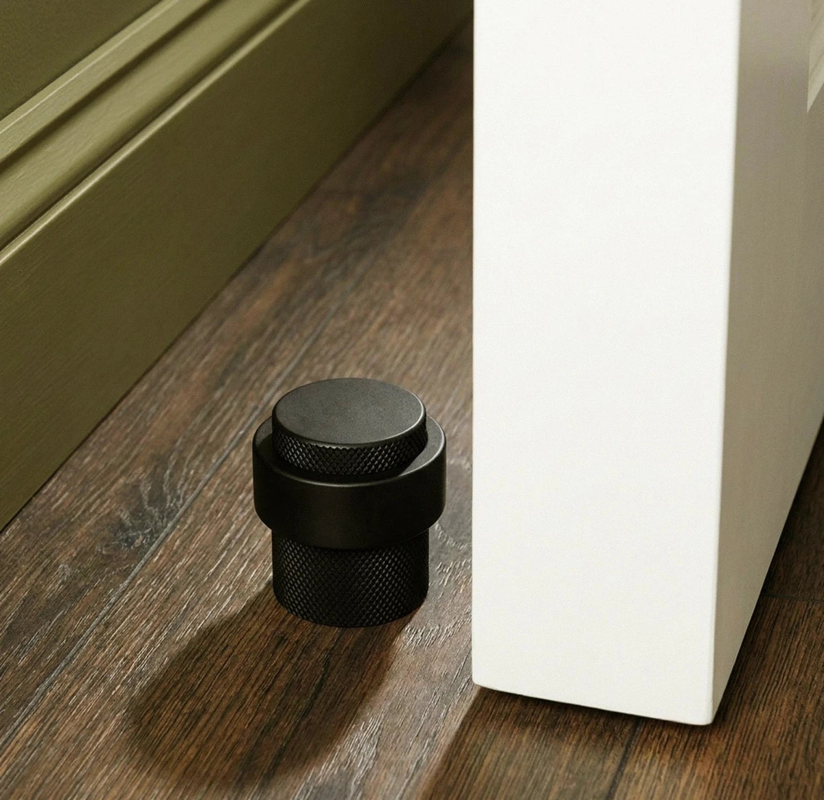Nelvora Minimalist Brass Floor Door Stop