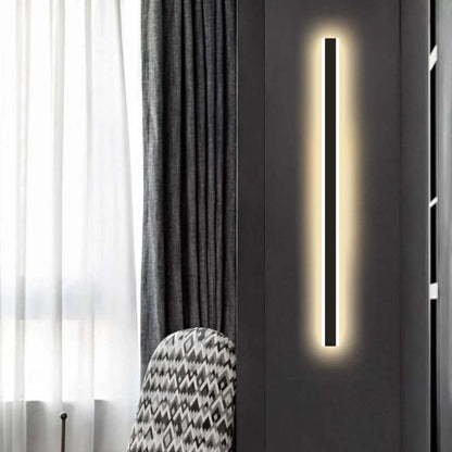 Halvenn Minimalist Acrylic Pane Outdoor Wall Light