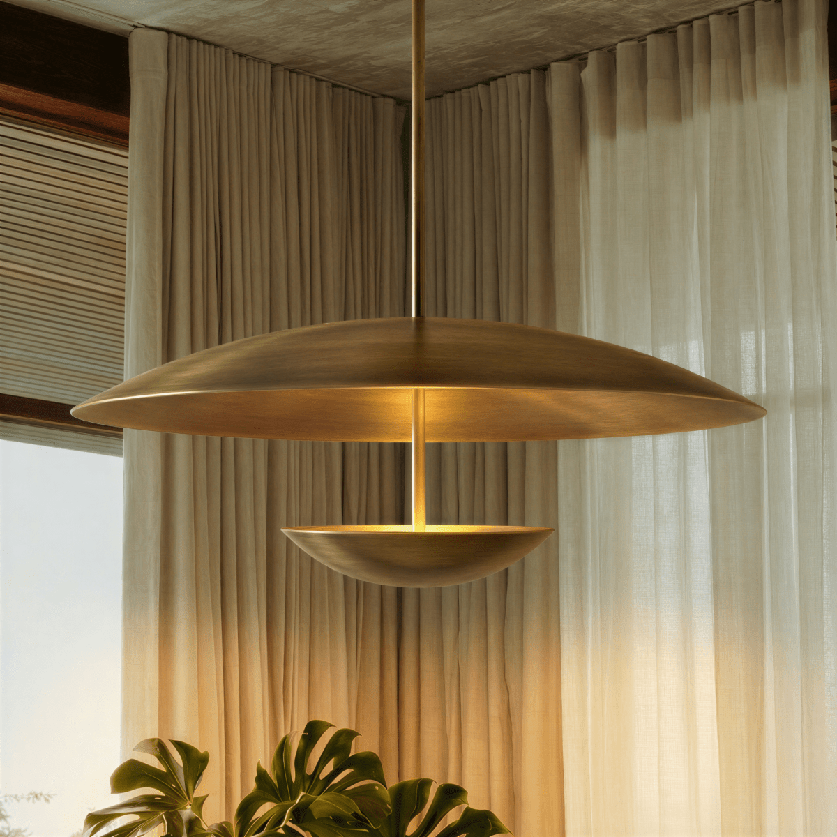 Wide Disc Metal Pendant Light