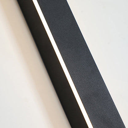 Veldrin Minimalist Slim Black Metal Outdoor Wall Light