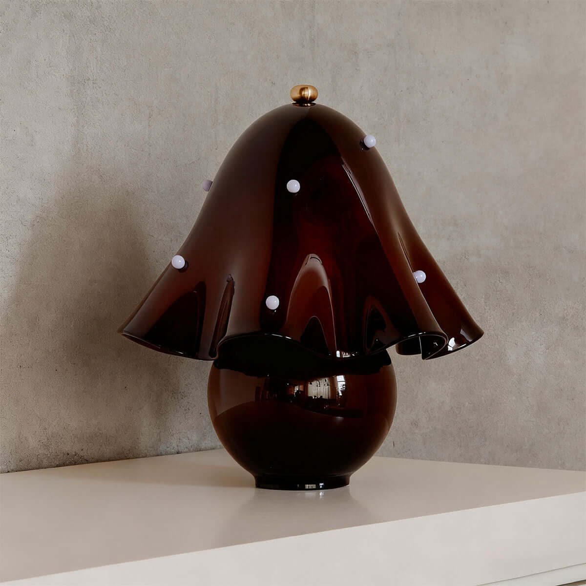 Ruffled Glass Table Lamp