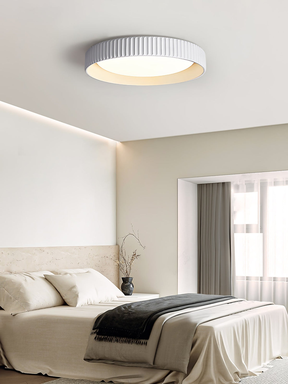 Fluted Resin Disc Ceiling Light
