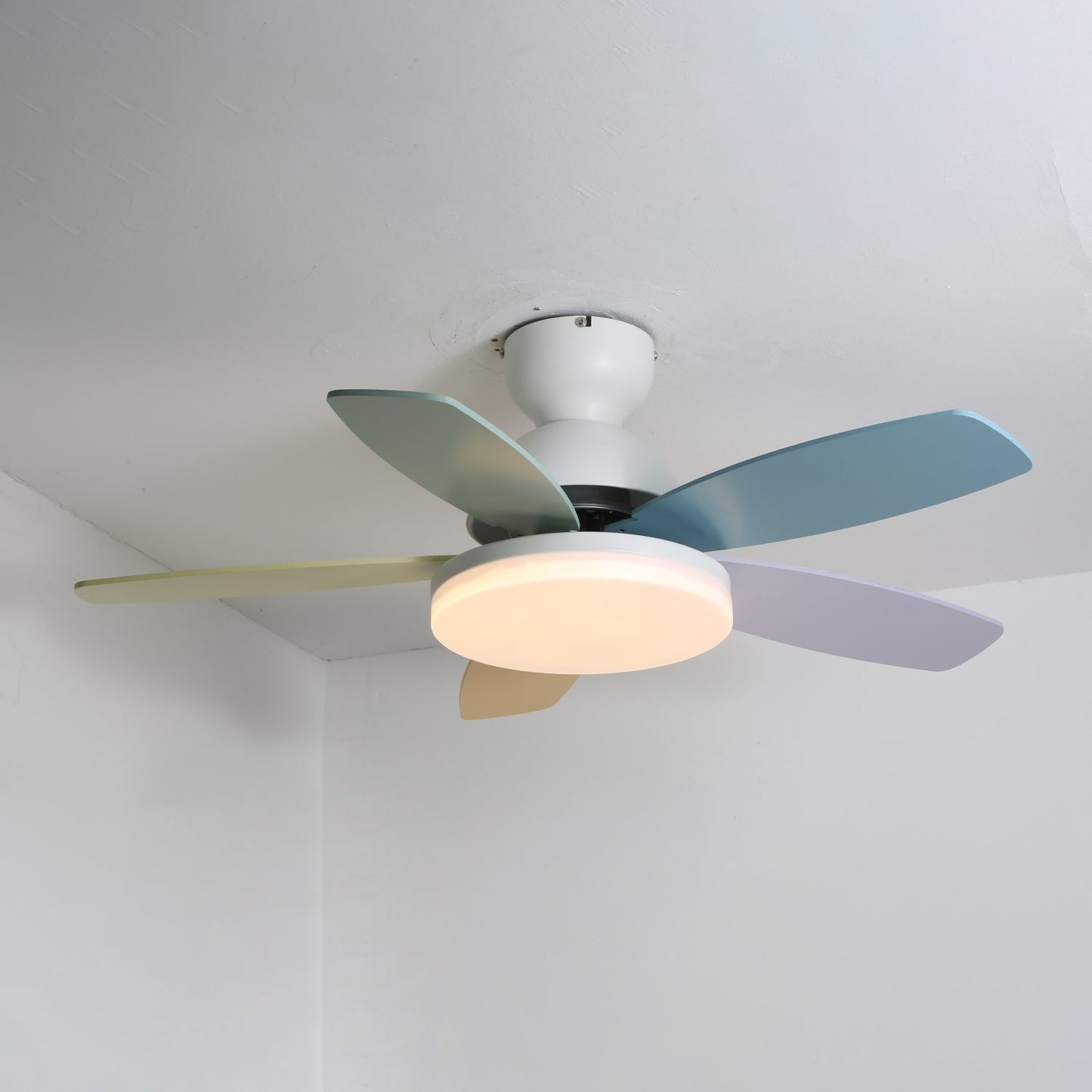 Flower Blade Wood Ceiling Fan