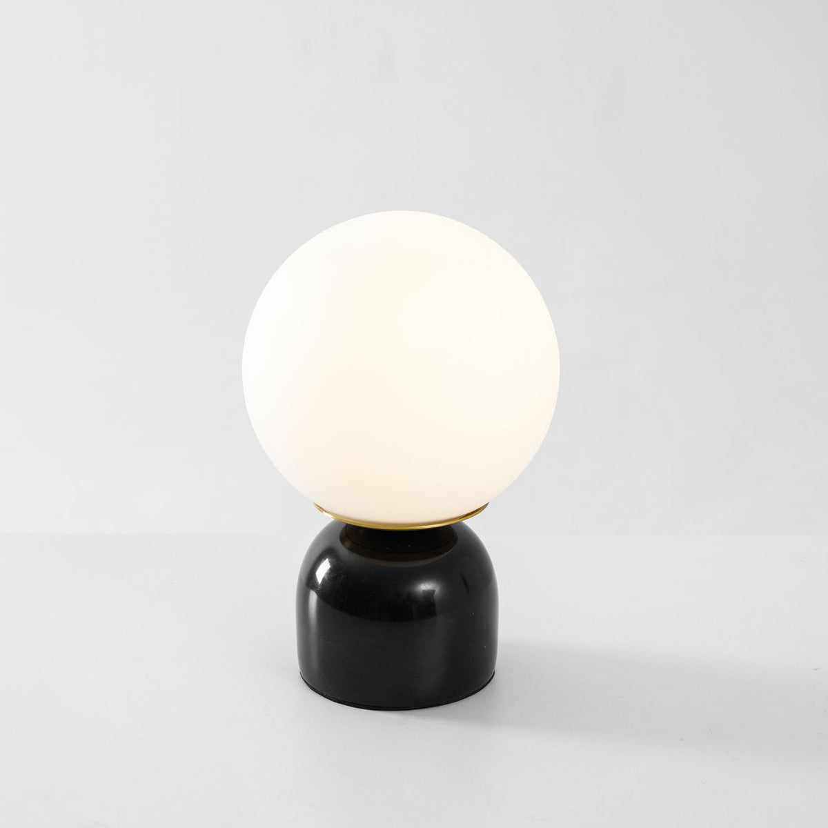 Marble Dome Globe Table Lamp