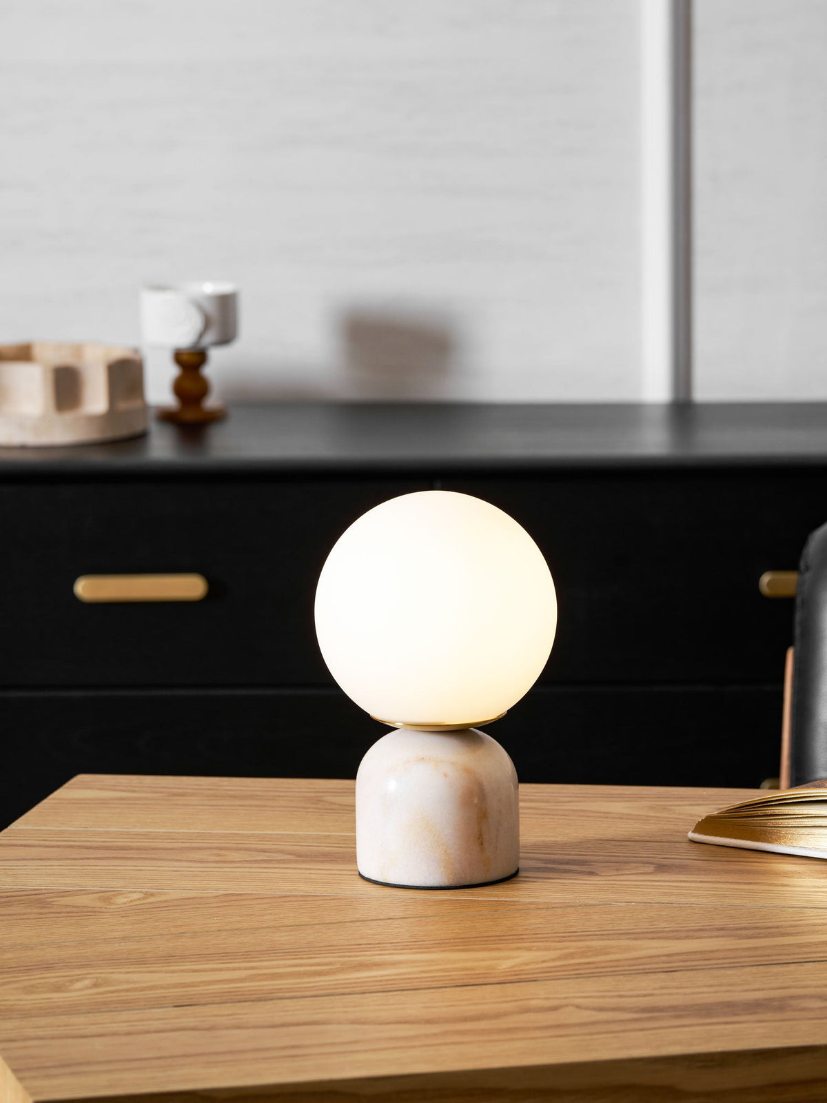 Marble Dome Globe Table Lamp