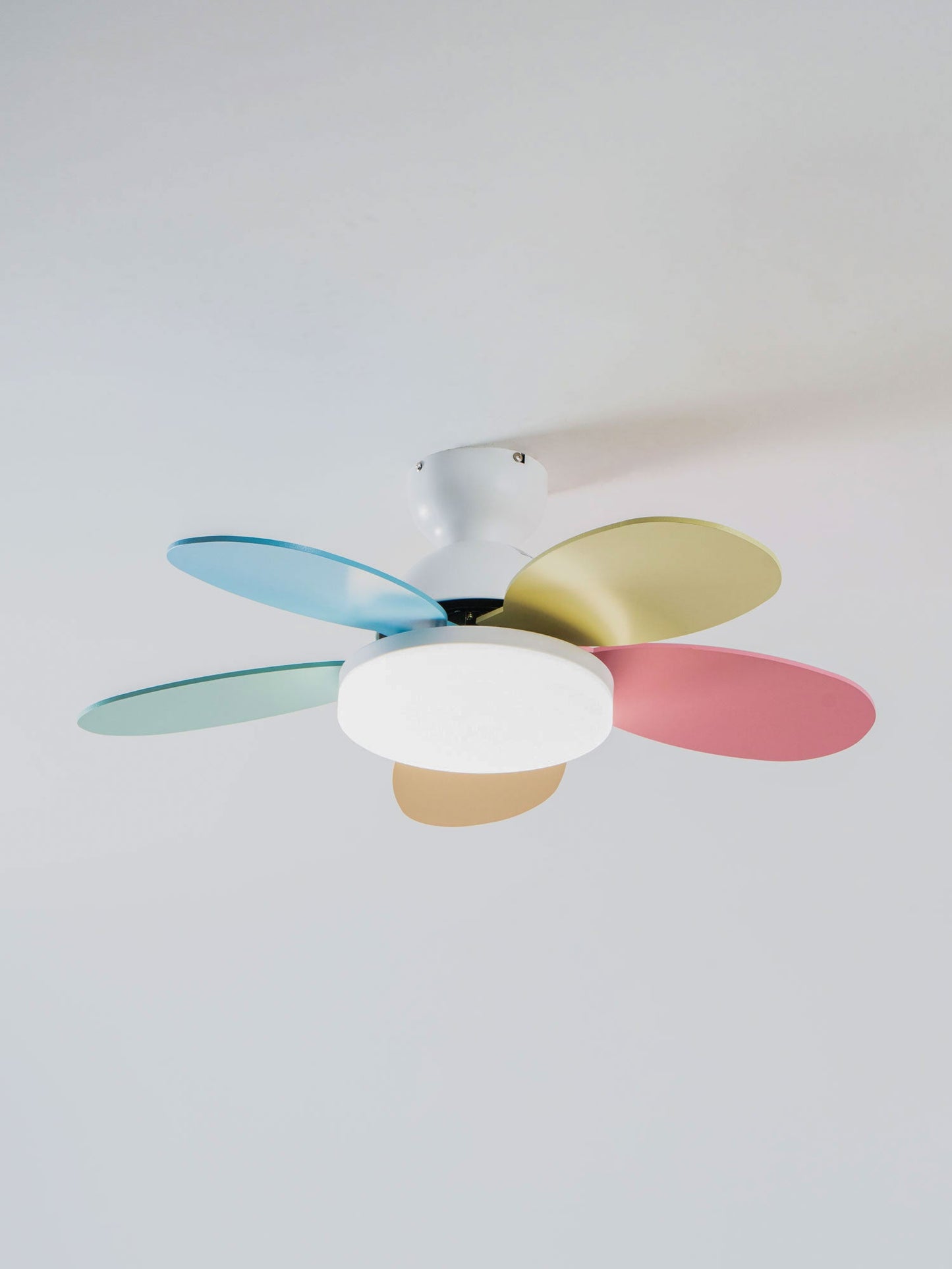 Flower Blade Wood Ceiling Fan
