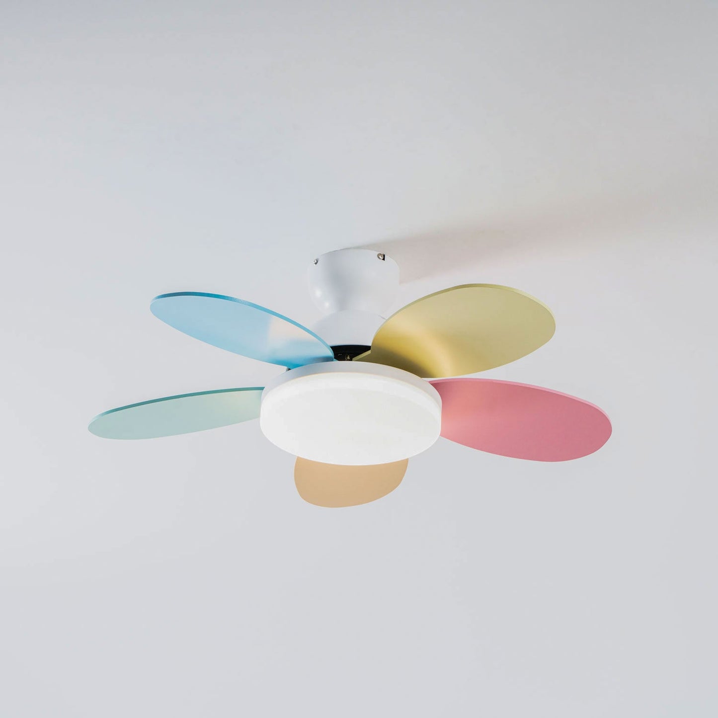 Flower Blade Wood Ceiling Fan