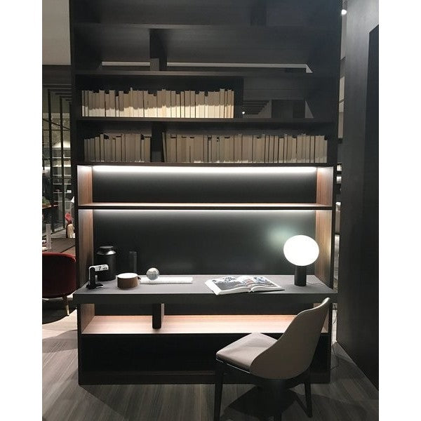 Glass sphere table lamp