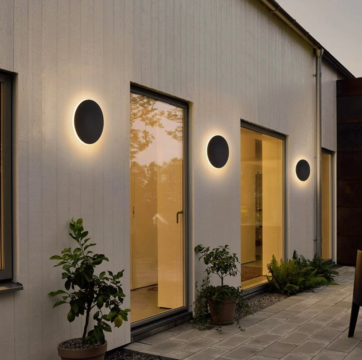 Nordic Circular Waterproof Wall Light