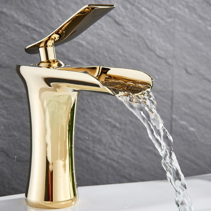 Modern Waterfall Bathroom Faucet – Style & Elegance