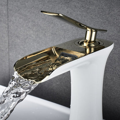 Modern Waterfall Bathroom Faucet – Style & Elegance