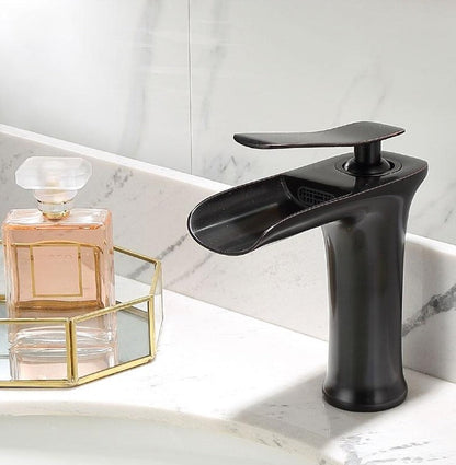 Modern Waterfall Bathroom Faucet – Style & Elegance