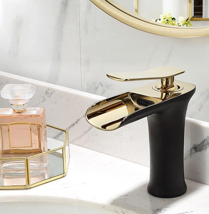 Modern Waterfall Bathroom Faucet – Style & Elegance