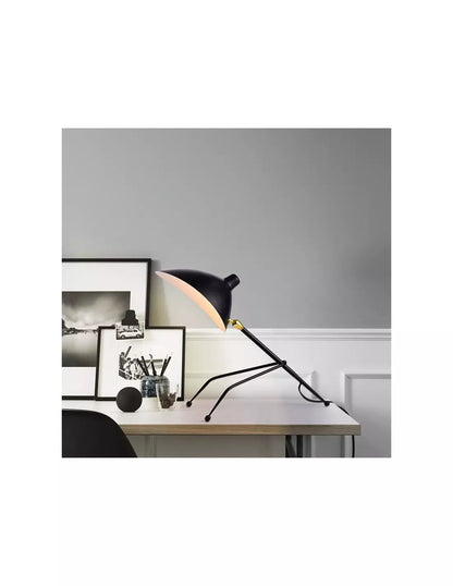 Modern Metal Tripod Table Lamp