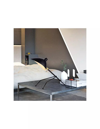 Modern Metal Tripod Table Lamp