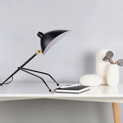 Modern Metal Tripod Table Lamp