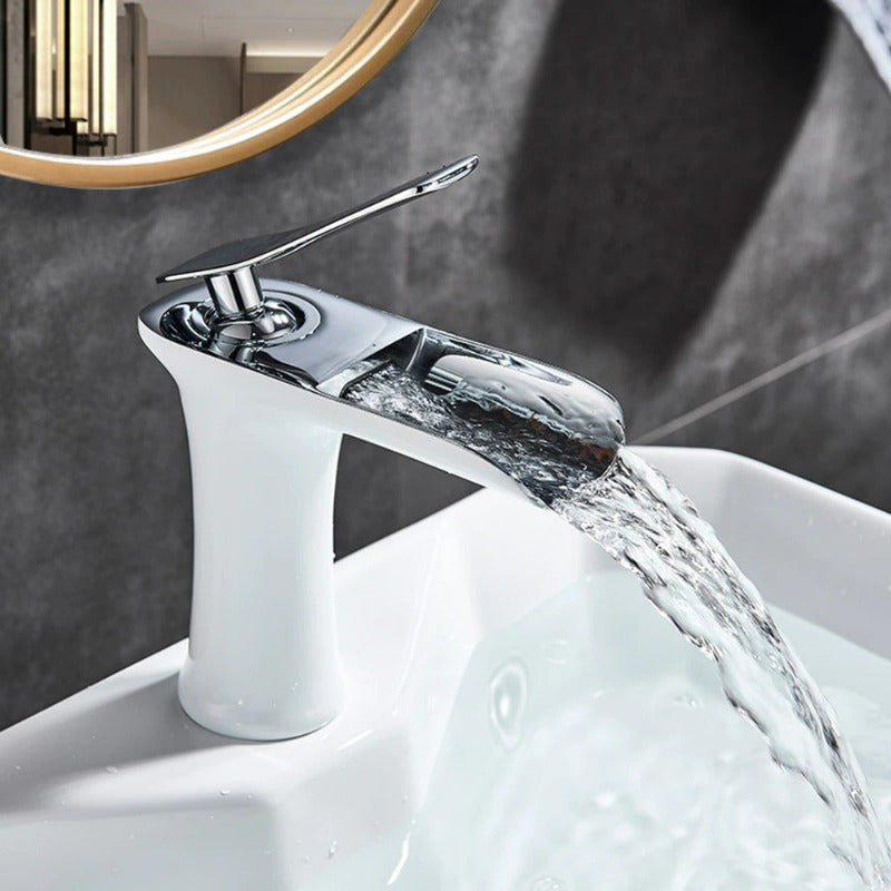 Modern Waterfall Bathroom Faucet – Style & Elegance